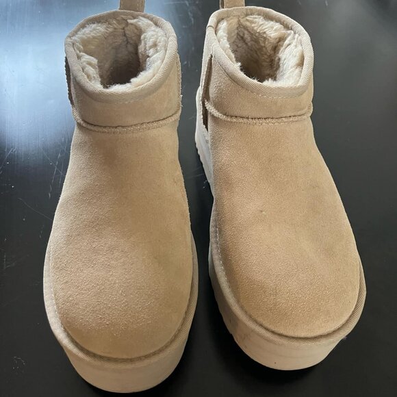 UGG womens classic mini platform boots - Picture 1 of 3